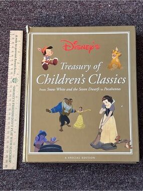 Disney Gold Hardcover Treasury of Children's Classics